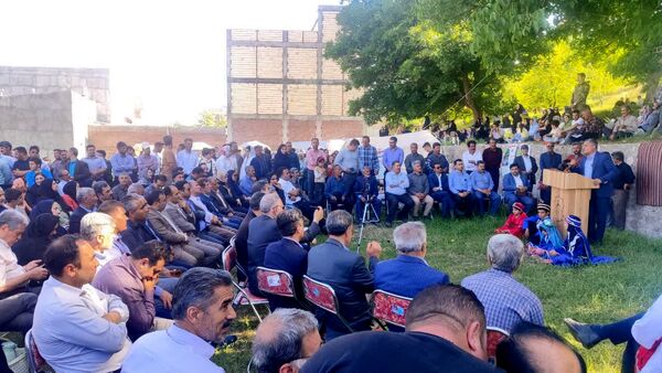 جشنواره گل محمدی شلیل‌وند؛ روایت عطر بهار در دل گلستان‌های مراغه