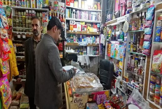 توزیع اقلام تنظیم بازار در ارسنجان 