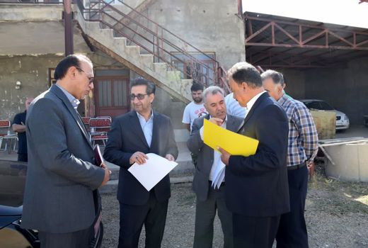 بازدید معاون استاندار و فرماندار شهرستان میاندوآب از روند احداث کارخانه تولید کود آلی و اُرگانیک کوی رابری این شهرستان 