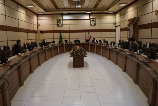 نشست شورای مدیران آب وخاک با موضوع اندازه‌گیری آبیاری محصول انار برگزار شد