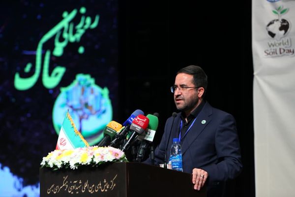 خاک سالم پایه امنیت غذایی و سپری در برابر تغییرات اقلیمی است