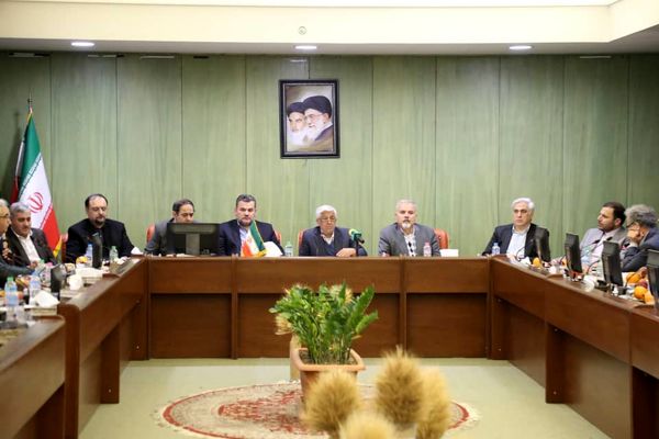 نظام صنفی کشاورزی راهکاری برای کاهش فاصله قیمت عرضه و تقاضا پیدا کند