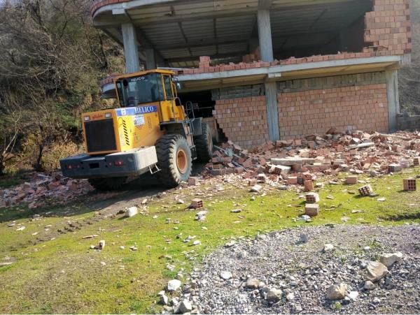  688 تغییر کاربری غیرمجاز در بابل قلع و قمع شد