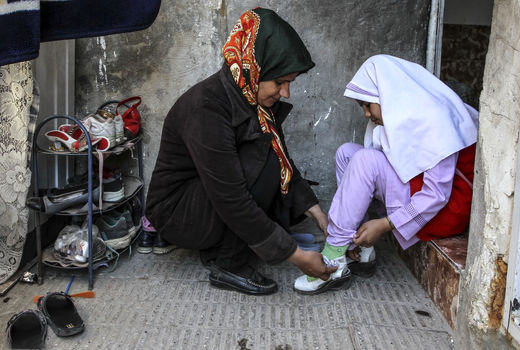 بد عهدی وزارت کار درباره بیمه زنان سرپرست خانوار 