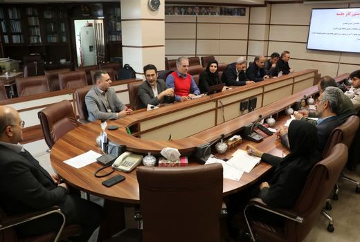 اجرای سامانه‌های نوین آبیاری در قزوین با پیگیری مصوبات و تعیین تکلیف پروژه‌ها