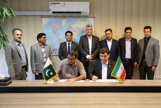 امضای صورتجلسه همکاری تجاری و قرنطینه ای ایران و پاکستان  